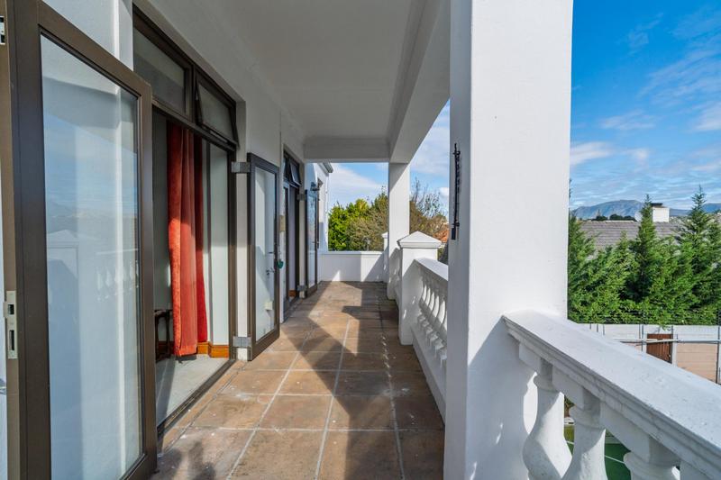 8 Bedroom Property for Sale in Claremont Western Cape